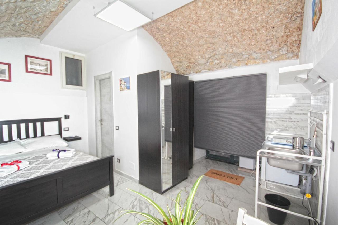 Il Rifugio 21 Hotel Pozzuoli Bagian luar foto