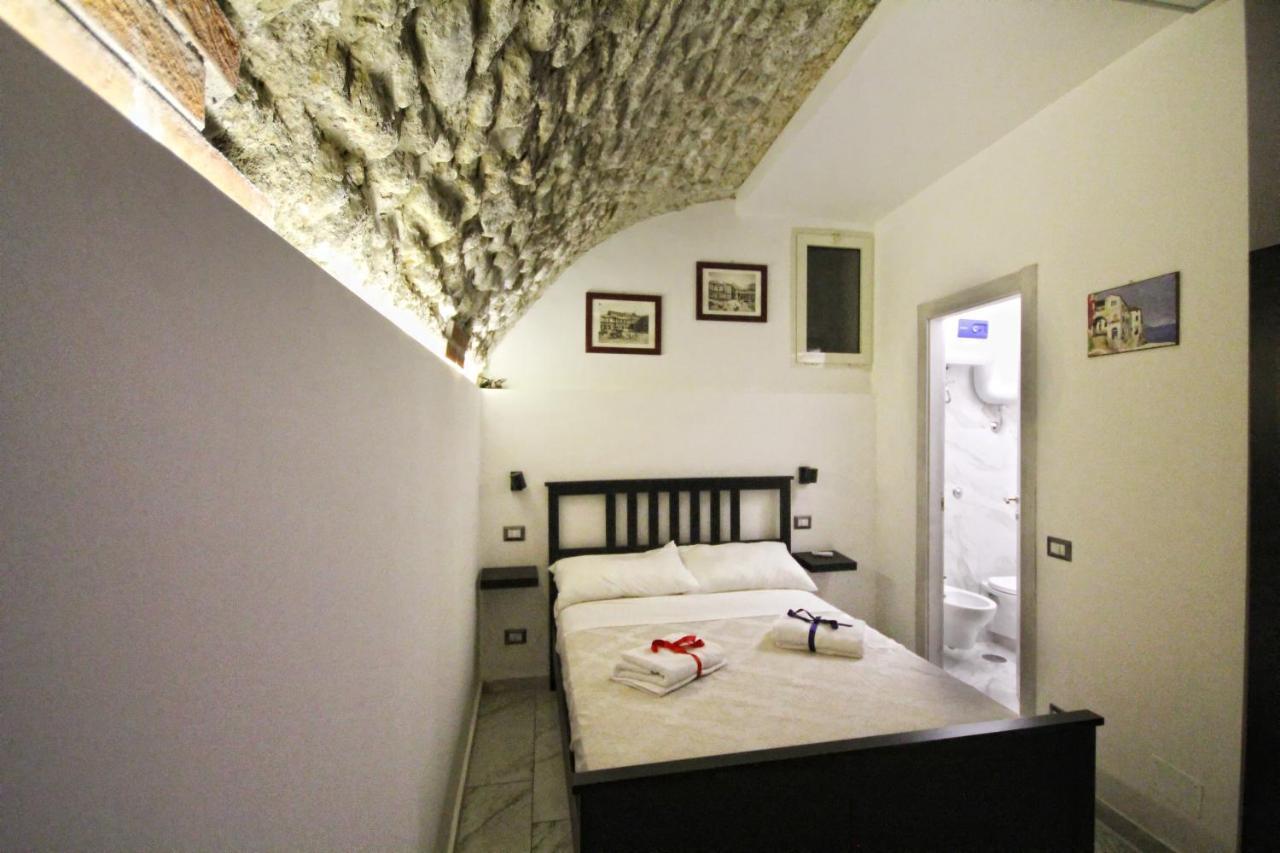 Il Rifugio 21 Hotel Pozzuoli Bagian luar foto