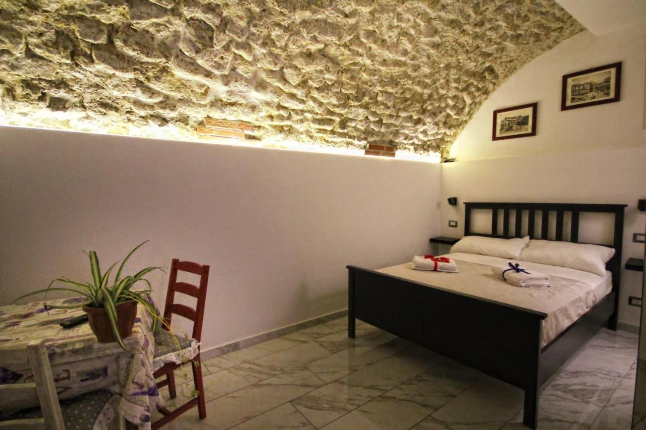 Il Rifugio 21 Hotel Pozzuoli Bagian luar foto
