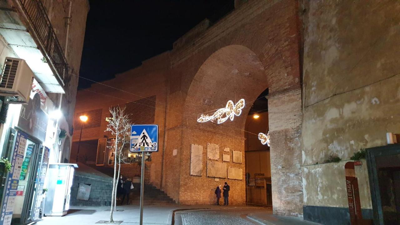 Il Rifugio 21 Hotel Pozzuoli Bagian luar foto