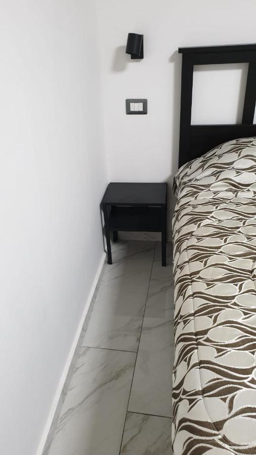 Il Rifugio 21 Hotel Pozzuoli Bagian luar foto